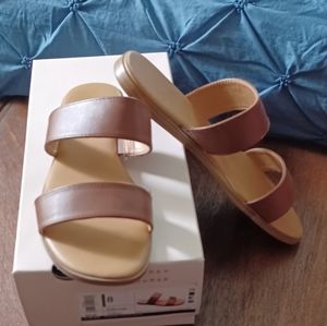 Lauren Conrad sandles size 8.